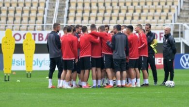Photo of “Covid 19”, Bozhinovski largohet nga kampi i Maqedonisë