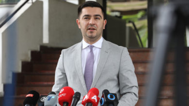 Photo of Bekteshi: KRRE tashmë ka marrë vendim, deri në fund të vitit 2022 nuk do të ndryshojnë çmimet e energjisë elektrike