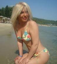 Photo of Mihrije Braha provokon me paraqitjen e saj në bikini, një surprizë për fansat