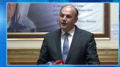 Photo of Deklarata e Rashiqit, Hoxhaj: Për hatër të kujt tjetër Kurti mori vendime të rënda për Kosovën?