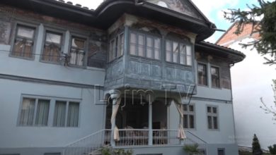 Photo of Shtëpia më e bukur në Tetovë është e vjetër 150 vjeç, ka qenë pronë e kryetarit të parë shqiptar të komunës (VIDEO)
