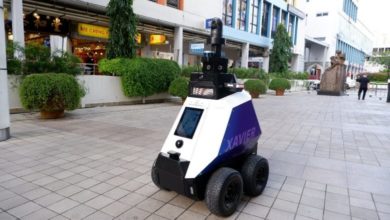 Photo of Robotët policë që përgjojnë dhe spiunojnë “sjelljet e padëshiruara sociale” në Singapor
