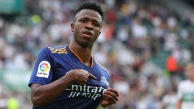 Photo of Vinicius i kundërpërgjigjet Tites, Reali i Madridit fiton dhe merr kreun