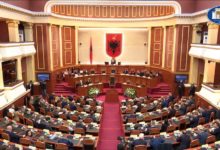Photo of Kuvendi hapet me debate, kërkesa e deputetëve të Berishës “nxehu” situatën (VIDEO)