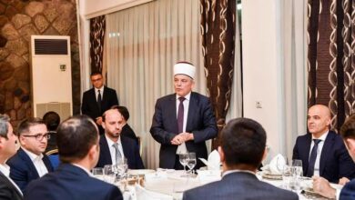 Photo of Shaqir Fetait i villet nga të varfërit