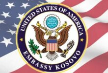 Photo of Ambasada e Amerikës godet deputetët e Kosovës me këtë status