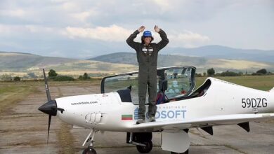 Photo of 17 vjeçari bëhet piloti më i ri që fluturon i vetëm nëpër botë