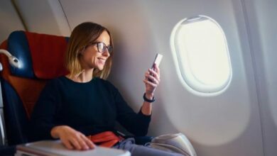 Photo of Pasagjerët në aeroplan do të mund të përdorin telefonat e tyre nga viti i ardhshëm