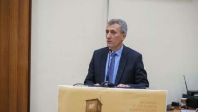 Photo of REAGIM : Lidhur me Analizën politike të Mehmet Krajës