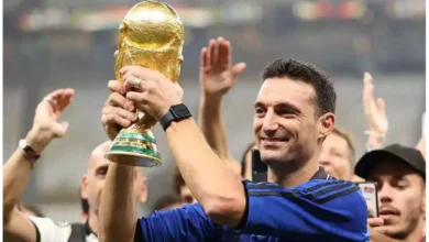 Photo of Maradona apo Messi? Scaloni bën zgjedhjen për më të mirin e historisë
