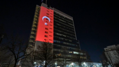 Photo of Objekti i Qeverisë ndriçohet me ngjyrat e flamurit të Turqisë pas tërmetit shkatërrues