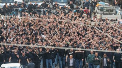 Photo of “Blindohet” Napoli, Italia në alarm për huliganët anglez