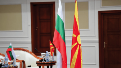 Photo of Petrova-Çamova: Bullgaria do të bllokon çdo tentativë të Shkupit për rinegocimin e propozimit francez