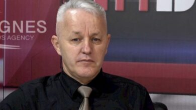 Photo of Hajdari prokurorisë dhe politikës: Pse nuk reagojnë ndaj thirrjeve raciste në mes të Shkupit: “Gasni komori za shiptari”….