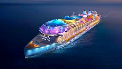 Photo of “Icon of the Seas”, anija më e madhe në botë bën udhëtimin e parë