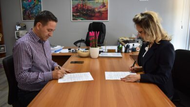 Photo of Shtëpia e kulturës dhe Shoqata së Artistëve Figurativ të qytetit të Tetovës nënshkruan memorandum bashkëpunimi