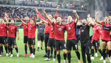 Photo of Nga golat e Uzunit dhe Laçit te asisti i Roshit, forma e kuqezinjve gëzon Sylvinhon para Çekisë