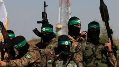 Photo of Luftëtarët e Hamasit që ende fshihen tuneleve “kërcënojnë armëpushimin e Gazës