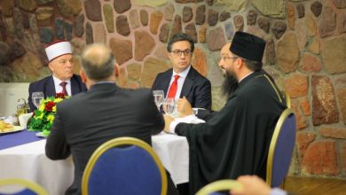 Photo of Presidenti Pendarovski shtron darkën e iftarit me rastin e muajit të Ramazanit