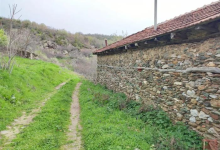 Photo of MPB-ja ka fotografuar shtëpitë e bukura prej guri në Dradnja – Një fshat me histori të pasur dhe bukuri natyrore