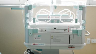 Photo of Donacion i Republikës Çeke – inkubator për foshnjat në Spitalin Special për Gjinekologji dhe Obstetrikë Nënë Tereza në Çair