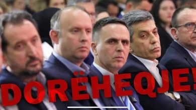 Photo of Qytetarët “masakrojnë” opozitën shqiptare me komente negative: Të shitur tek VMRO dhe Levica, tradhëtarë!