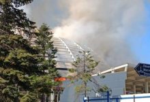 Photo of Zjarri në Sallën Universale përplas kryetaren e Shkupit dhe ministren e Kulturës