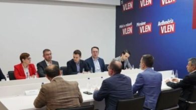 Photo of Grupet e punës të VMRO-së dhe VLEN-it nuk takohen as sot, do të takohen kryetarët e partive