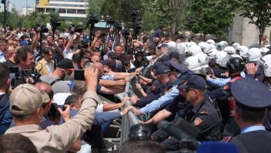 Photo of Opozita në Tiranë sërish përballë Bashkisë, Policia e Shtetit me plan masash