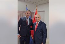 Photo of Meta vizitë në Mal të Zi, takohet me Sekretarin e Përgjithshëm të DPS