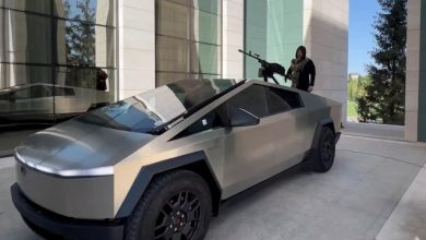 Photo of VIDEO/ Kadyrov i Rusisë pajis kamionin Tesla me mitraloz për luftë në Ukrainë: Elon Musk, je gjeni!