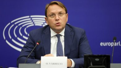 Photo of “Pagesat e para, brenda muajit”/ Shqipëria hapi negociatat me BE, Varhelyi zbërthen planin e rritjes: 6 mld euro fonde, por që të funksionojë na duhet që…
