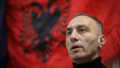 Photo of Grubi: Gëzuar nëntorin shqiptar vëllezër e motra 🇦🇱👐