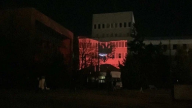 Photo of Kuvendi i Kosovës ndriçohet me flamurin kuqezi
