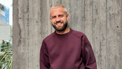 Photo of Luiz Ejlli emocionon ndjekësit me performancën e veçantë për 28 Nëntor