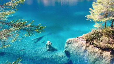 Photo of Liqeni Blausee (Liqeni Blu) në Zvicër, i cili fsheh një kujtim të trishtuar në fund
