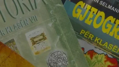 Photo of Sa është përfaqësimi i shqiptarëve në librat shkollorë?