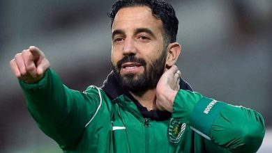 Photo of Mançester Junajtid nuk gjen gjetësi, debutimi i trajnerit të ri mund të shtyhet deri në një muaj