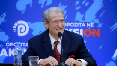 Photo of “Athina do të marrë 12 milje”, Berisha i rikthehet paktit detar me Greqinë: Kush humbi në këtë mes?
