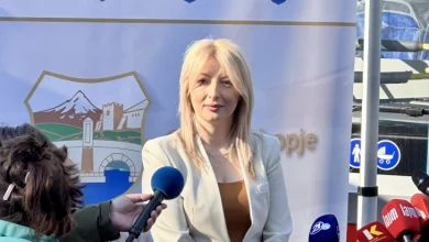 Photo of Arsovska drejtuar Sllaveskit: Ke mbështetjen time për ta vendosur në rend dite pikën e transportuesve privatë