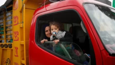 Photo of Izraeli paralajmëron libanezët: Mos u ktheni në 60 fshatra, ndryshe e rrezikoni veten!