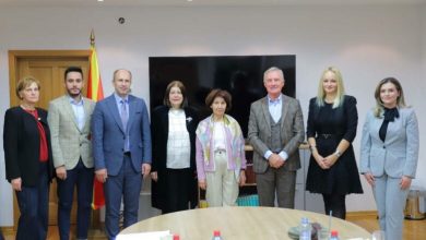 Photo of Konstituohet përbërja e re e Komisionit për Falje, Siljanovska: Pres të jenë profesional në punën e tyre