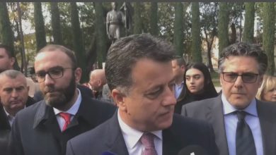 Photo of “Gëzuar këtë ditë të bekuar”- PD ceremoni në Vlorë për festën e Pavarësisë, Noka komenton lirimin e Berishës: Kush janë faktorët që ndikuan