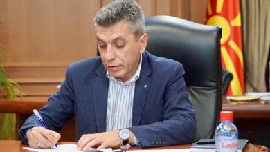 Photo of Mexhiti: Filloi shfrytëzimi i mjeteve për përmirësimin e infrastrukturës ujore të komunave të ofruara nga BEI-ja