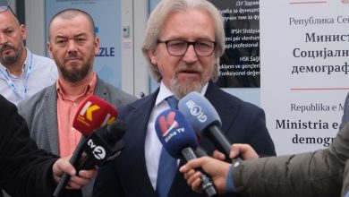 Photo of Punësimi i vajzës dhe vëllaut, Fatmir Limani flet për TetovaSot (VIDEO)