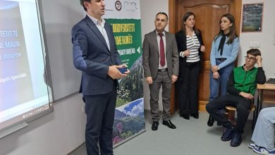 Photo of Shoqata për kulturë dhe art “Tradita” – Tetovë, më 4 dhjetor 2024, në shkollën fillore “Abdyl Frashëri” në Komunën e Bogovinës e organizoi tribunën me temë: “Mbrojtja e biodiversitetit të florës dhe të faunës në Malin Sharr – imperativ shoqëror”.