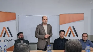 Photo of “Vazhdojmë me përgjegjësi e dinjitet”, Ibrahimi: Takuam strukturat tona në Çiflik