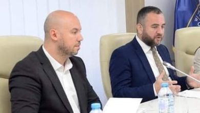 Photo of Bela kërkon dorëheqjen e Toshkovskit dhe Isenit