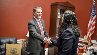 Photo of Osmani takohet me Kongresistin Ronny Jackson: Bisedë shumë konstruktive mbi partneritetin midis Kosovës dhe SHBA’së