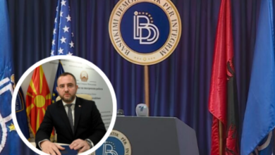 Photo of BDI: Për t’i mbuluar dështimet e tij, Toshkovski përfshinë ish-kryetar komune nga BDI në organizimin e incidenteve të Ditës së Flamurit